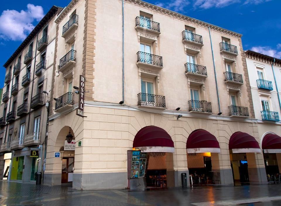 Hostal Rugaca Huesca Exteriör bild